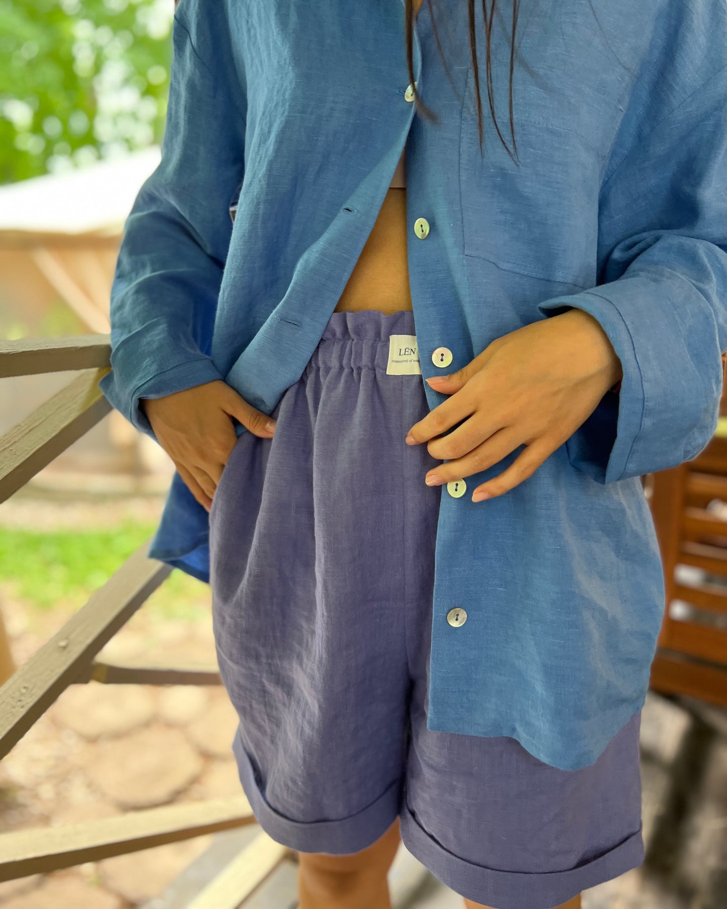 S H O R T S 100% washed linen | very peri